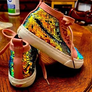 JoJo Siwa High top sneakers